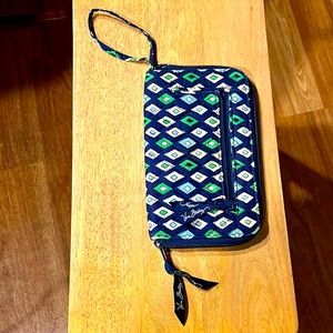 Vera Bradley clutch wallet